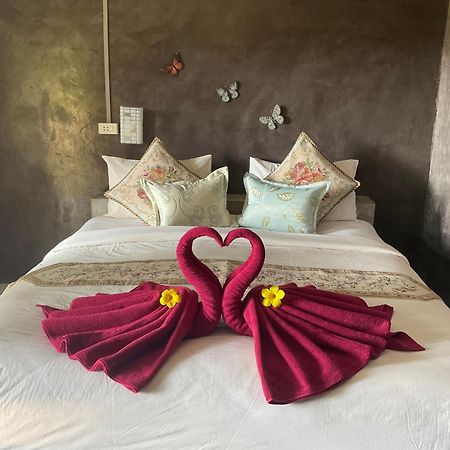 Mada Lanta Mai Keaw Hotel Koh Lanta Bagian luar foto