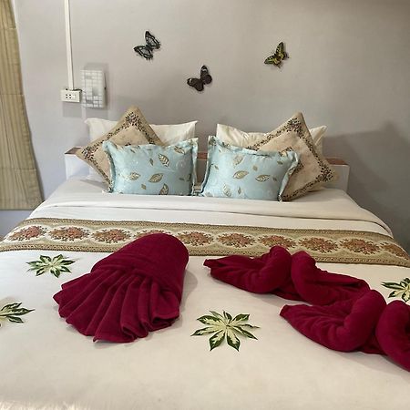 Mada Lanta Mai Keaw Hotel Koh Lanta Bagian luar foto