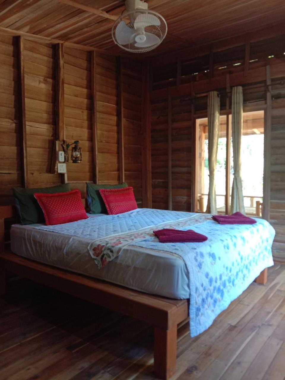 Mada Lanta Mai Keaw Hotel Koh Lanta Bagian luar foto